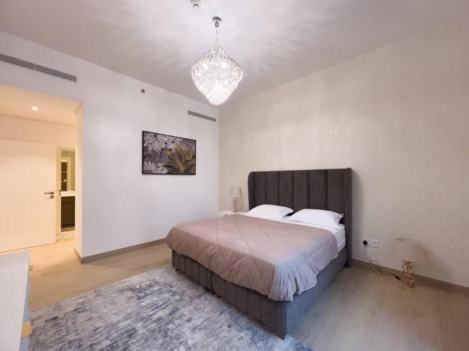 Lovely 2-Bedroom Vacation Home Near Beach Dubai Dış mekan fotoğraf